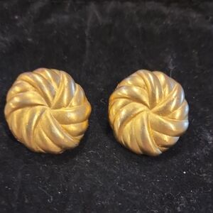 Anne Klein Gold Twisted Knot Clip On Earrings Vintage 1990s